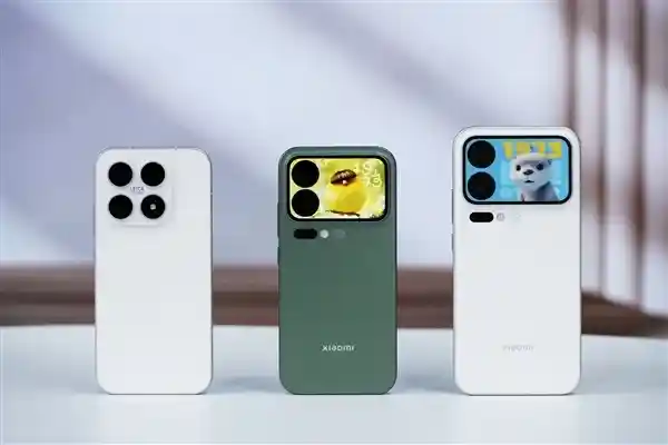 小米17标准版1TB震撼开售,卢伟冰:全系销量同比暴增20%