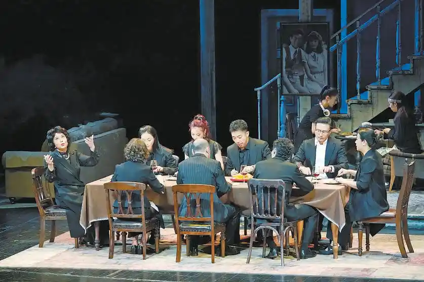 三代同台演绎《小郡之秋》：北京人艺新戏首演引爆舞台