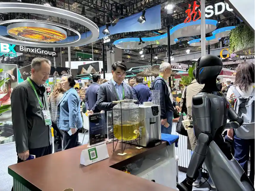 人形机器人突围之路：从展厅走向工厂，2026年将成关键转折点